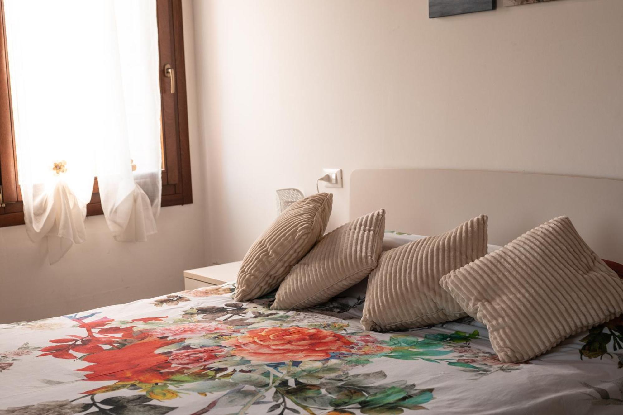 Residence Baco Da Seta Mestre Bagian luar foto