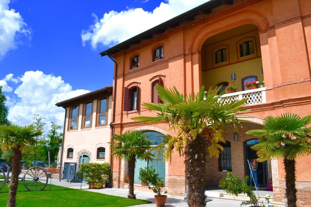 Residence Baco Da Seta Mestre Bagian luar foto