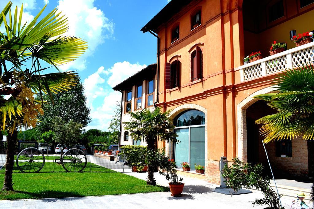 Residence Baco Da Seta Mestre Bagian luar foto